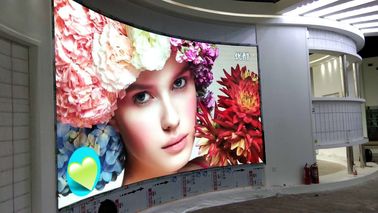 عالية الوضوح داخلي LED فيديو الجدار تسجيل الشاشة مقطورة P2.5 1200W / M² SMD2121