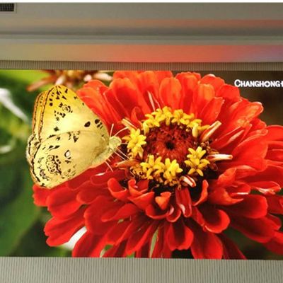 شاشة LED ملونة كاملة داخلية سهلة التركيب بكسل صغير الملعب 2 مم للمعارض التجارية