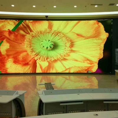 HD P3 داخلي LED فيديو الجدار شاشة الإعلان عالية السطوع 3 - 15M عرض المسافة